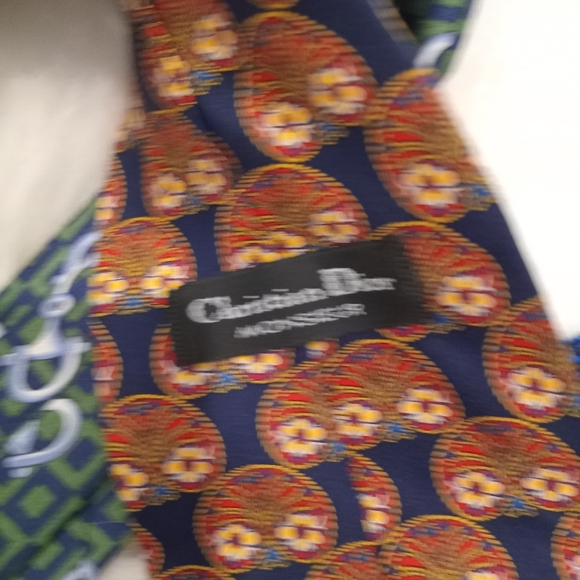 Auth vintage lot Gucci versace Dior ties - Picture 8 of 11